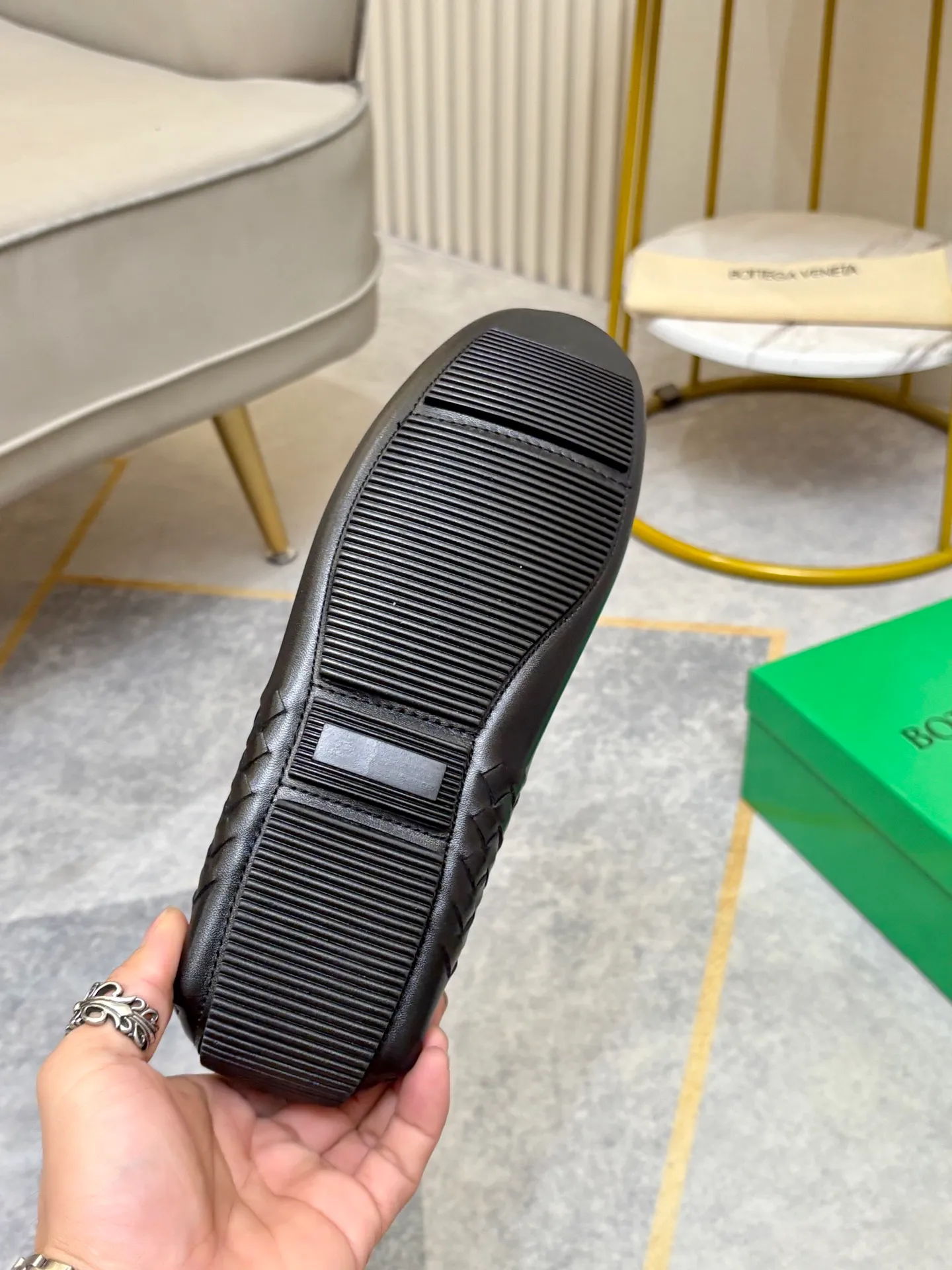 P420💰 (Niu Li + Niu Pad) [BV] The latest hot style‼ ️Casual men's shoes, uppers imported first-layer cowhide ➕Full imported cowhide lining✔️Exquisite workmanship, excellent foot feel, special rubber soles✔️, cool and fashionable, the latest fashion, fashionable outsole, hurry up.  Code number: 38-44 (can be customized to 37.45, non-refundable)